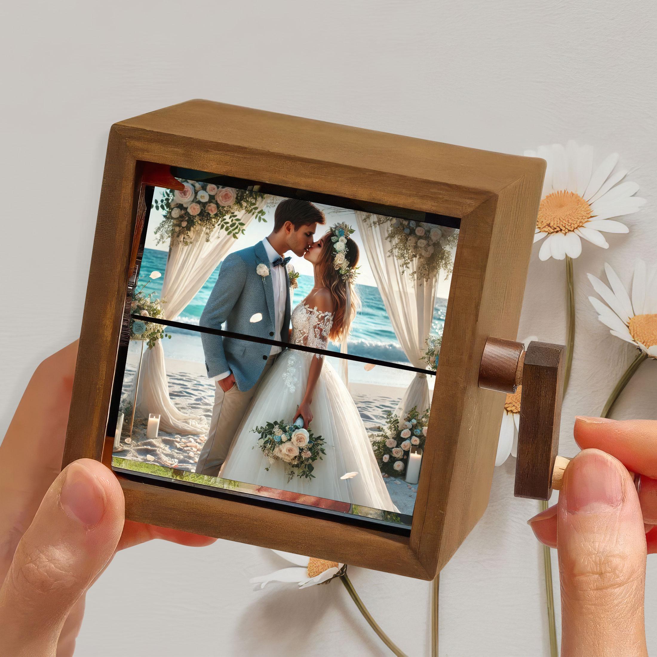 Custom Wedding Day Flip Book Frame Animation Machine, Mechanical Hand Motion Photo Album, Wooden Handicraft, Anniversary Gift for Couple