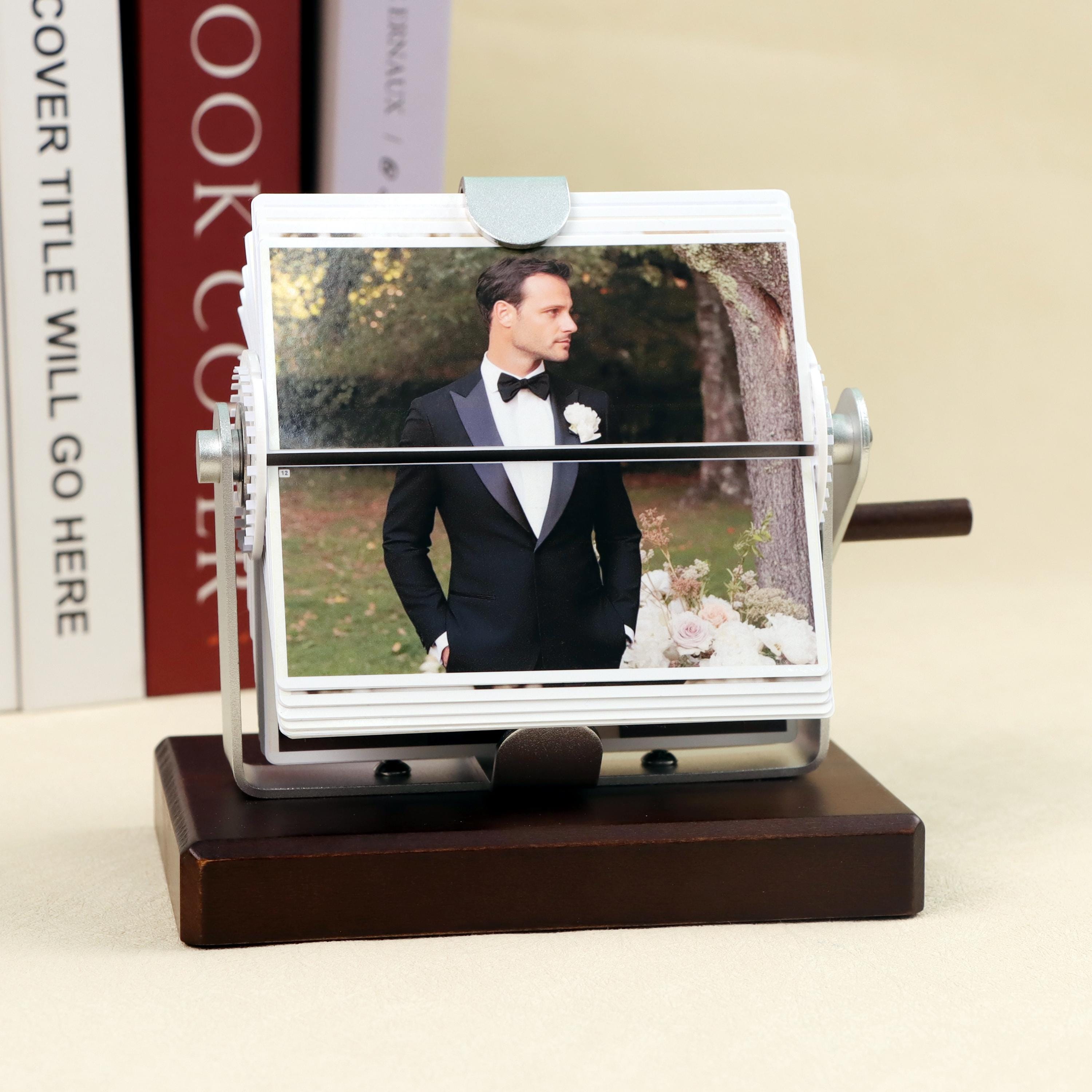 Custom Flip Book Frame Animation Machine,Mechanical Hand Motion Photo Album,Wooden Handicraft,Creative Gift for Couple,Anniversary Day Gifts